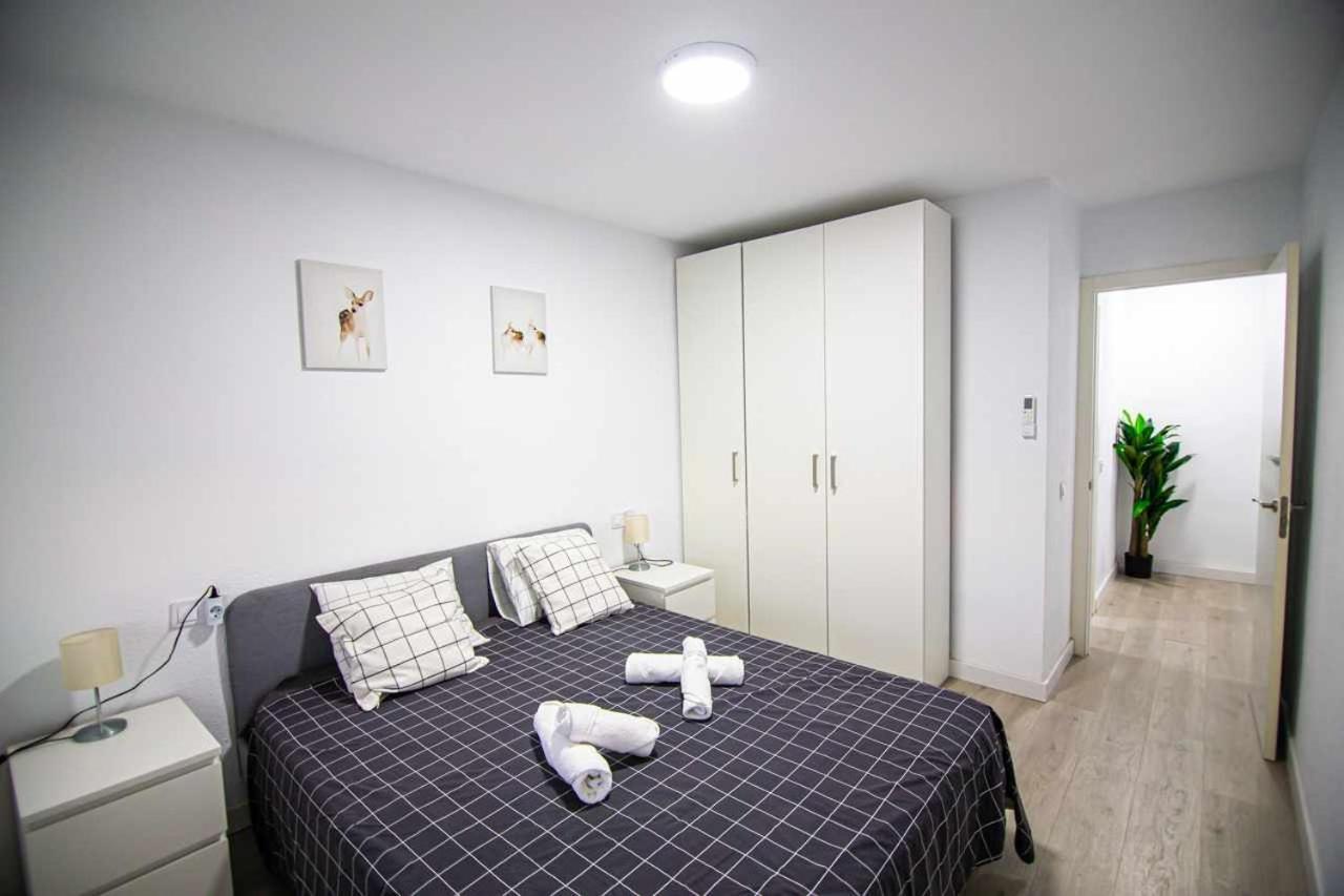 Apartamento Heroes De Sostoa Малага Экстерьер фото